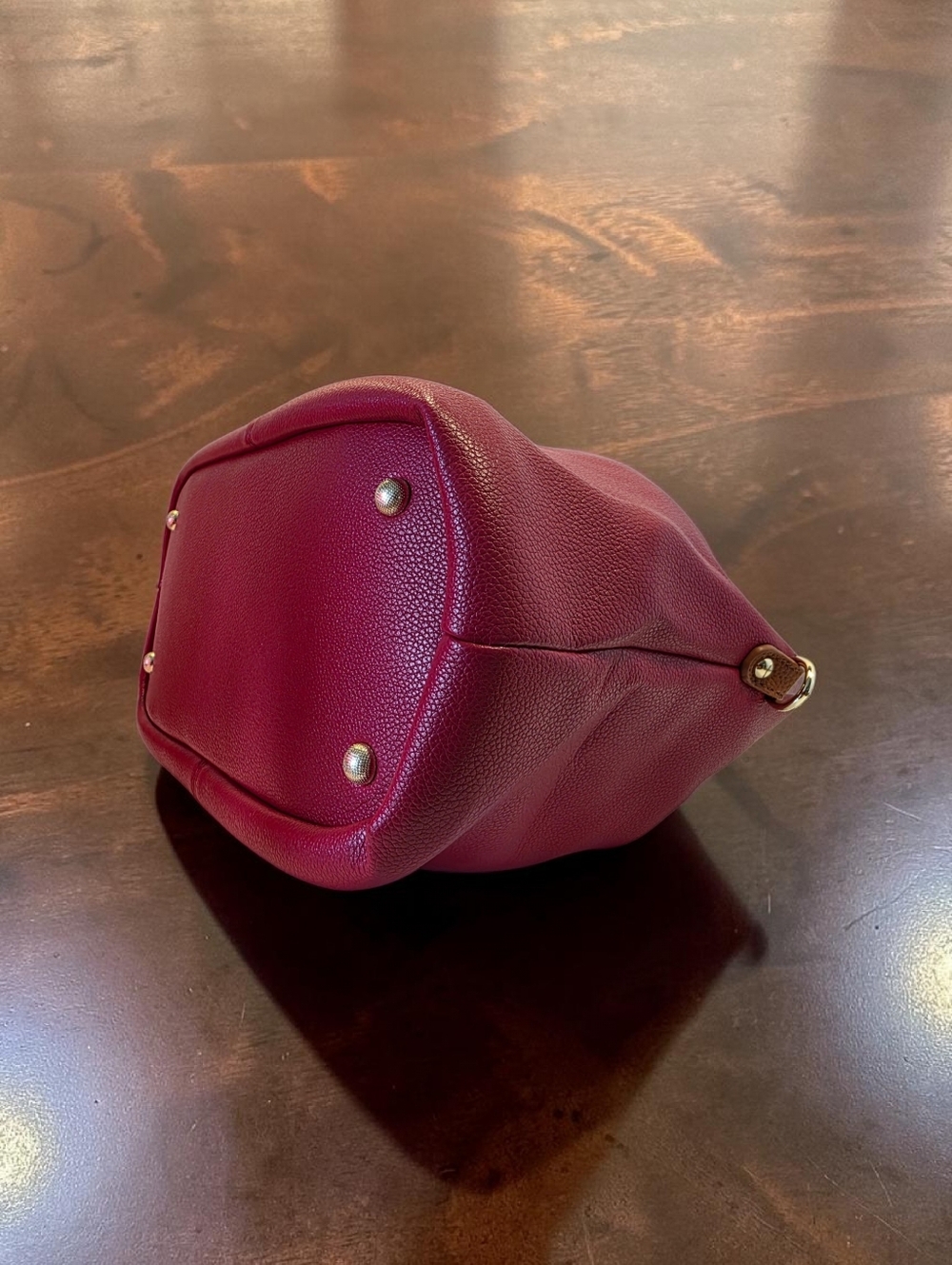 Designer-Inspired Women's Burgundy Leather Tote Bag with Tan Handles NWT - Picture 8 of 8